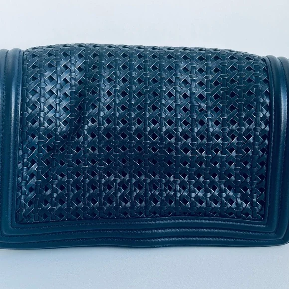 Chanel Navy and Gold woven boy bag with COA and full inclusion - Picture 5 of 15